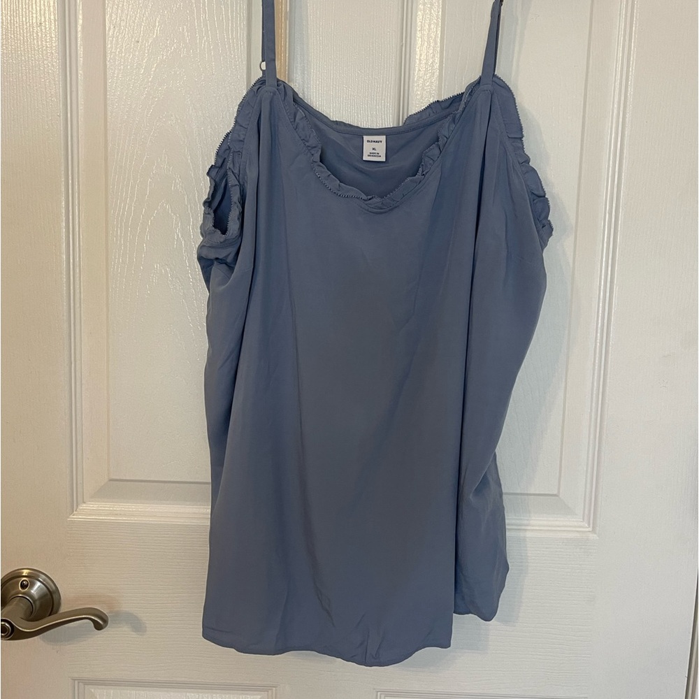 Women’s Old Navy Tank!